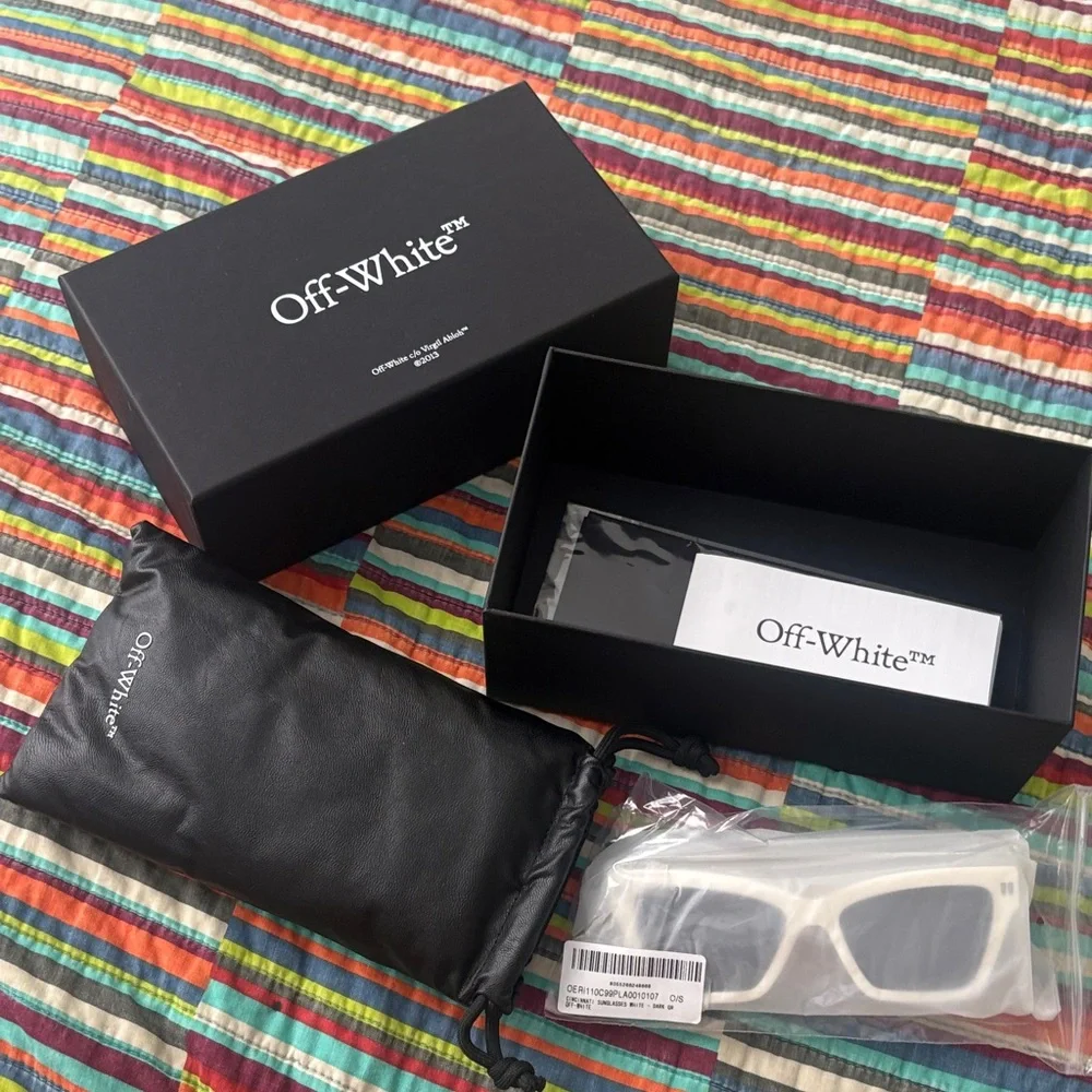 Blowout sale Off-White Cincinnati sunglasses white OERI 110C99PLA0010107 new